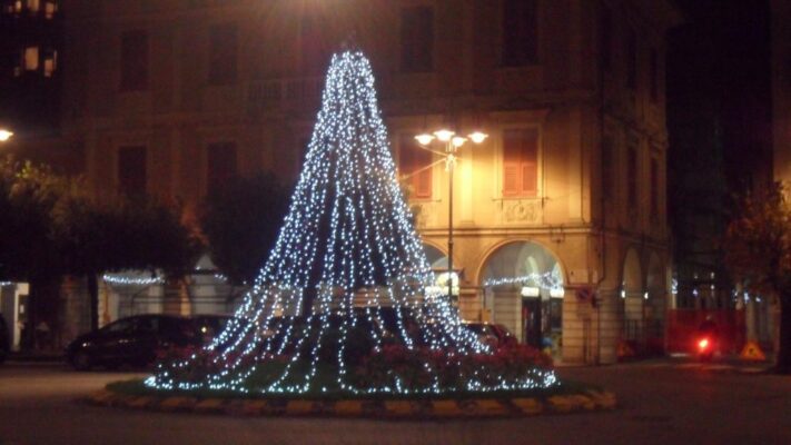 “Il Natale si illumina a Lavagna”: domani l’accensione delle luci