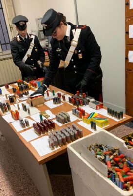 Porto d’armi in casa, denunciato un lavagnese dopo la perquisizione domiciliare Porto d’armi in casa, denunciato un lavagnese dopo la perquisizione domiciliare