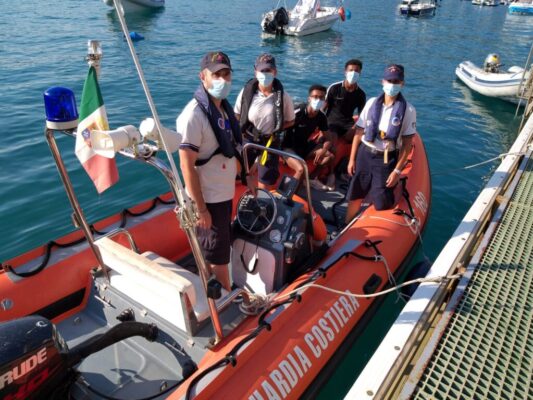Turisti soccorsi a Punta Manara