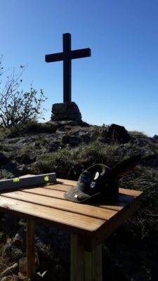 Il gruppo alpini ha rinnovato la Croce dello Zatta
