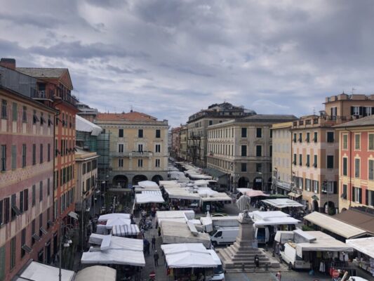 Il-mercato-del-venerdì Il-mercato-del-venerdì
