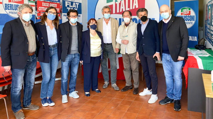 foto_presentazione_gruppo foto_presentazione_gruppo