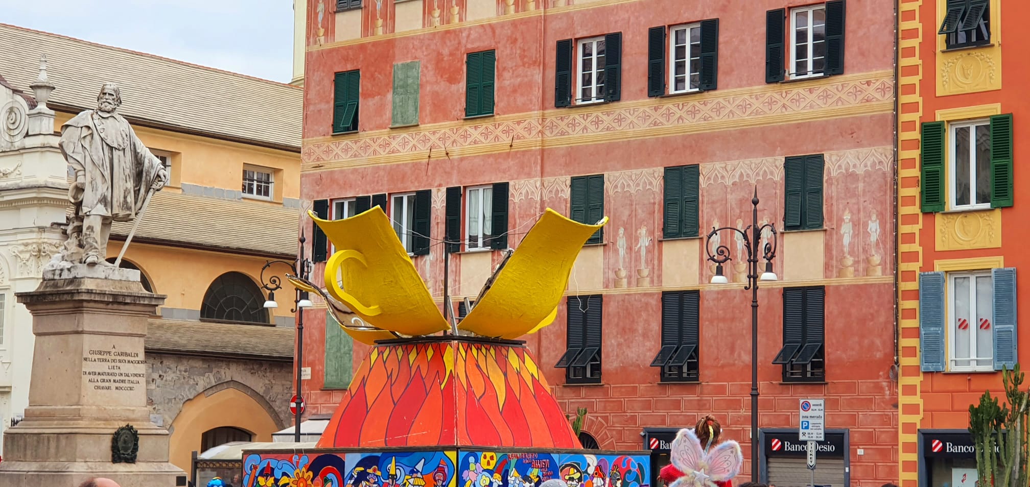 Carnevale a Chiavari: in piazza Matteotti concerto e pentolaccia - Prima il  Levante