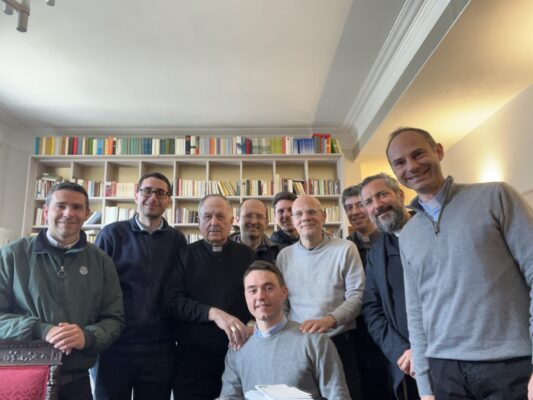 il clero giovane della diocesi a milano