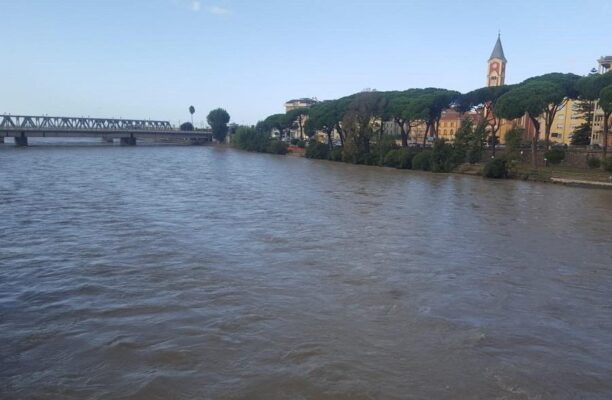 Foce Entella con campanile Entella
