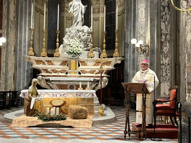 Oggi il vescovo celebra la messa alla casa di riposo, domani la Via Crucis