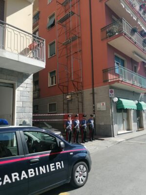 palazzo omicidio chiavari corso lavagna carabinieri palazzo omicidio chiavari corso lavagna carabinieri