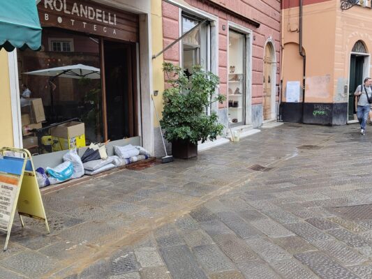 negozi alluvionati sestri levante