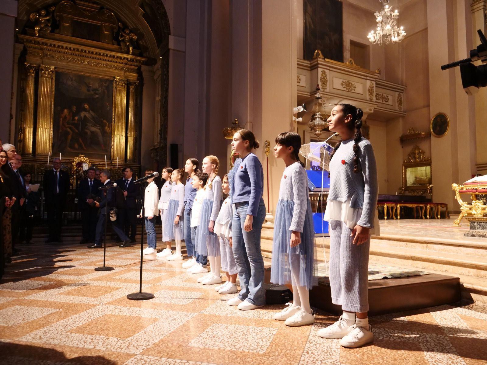 piccolo coro dell'antoniano goccia dopo goccia