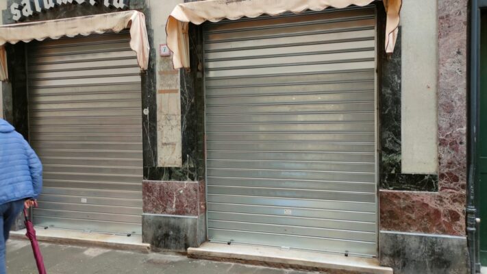 negozi chiusi rapallo (foto carannante)