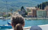 In battello
